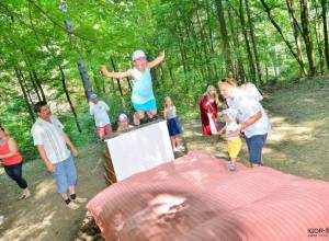 cesta_do_rozpravky_hrachoviste_2016_001_original